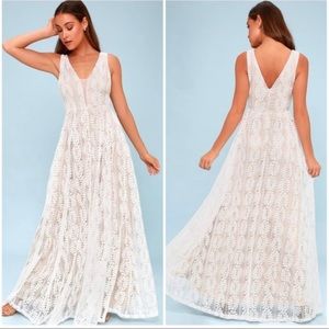 Lulus Eliana White V-Neck Lace Fit & Flare Lined Wedding Event XS Maxi Dress